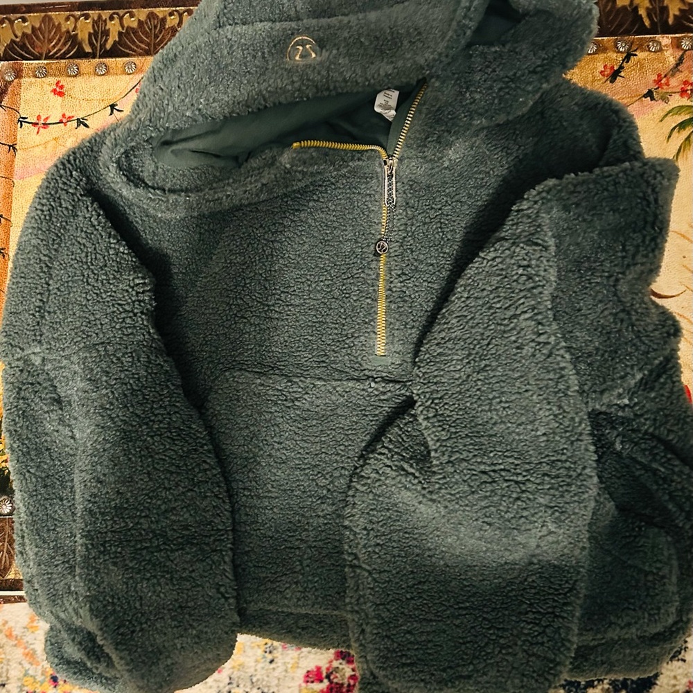 Lululemon Athletica Forest Green Sherpa Jacket